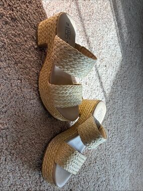 No Boundaries Natural Woven Double-Strap Platform Sandals